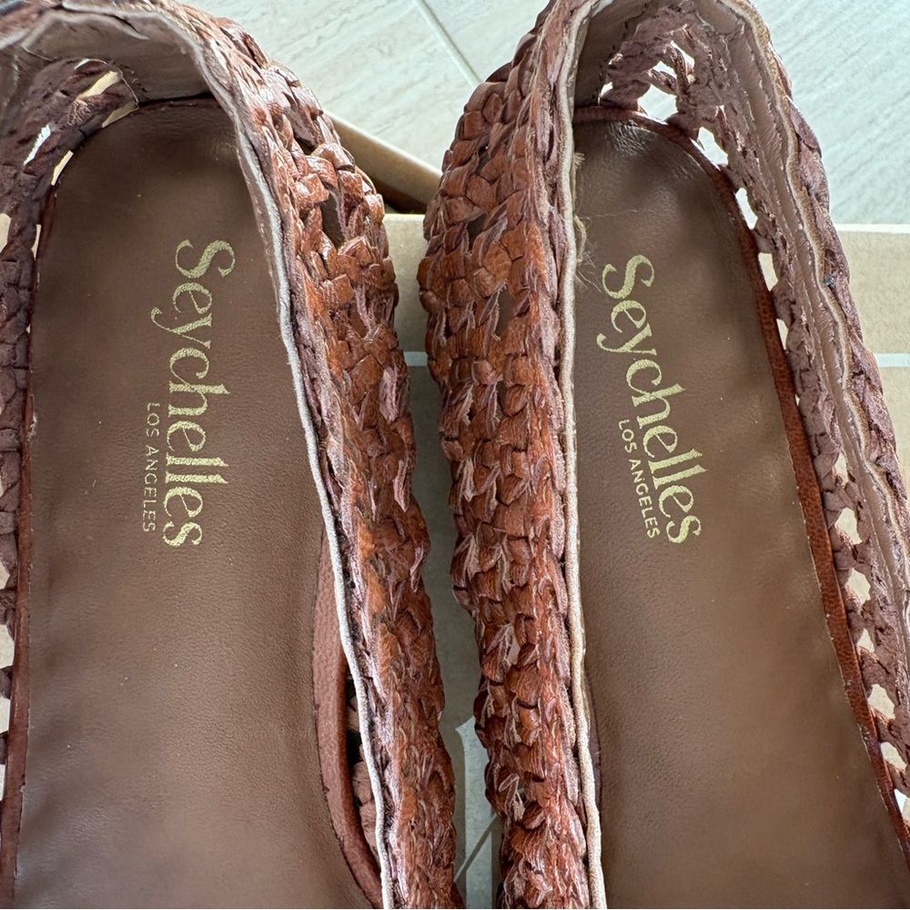 NWT Seychelles Women's Leather  Brown Woven Loafers - Picture 8 of 11